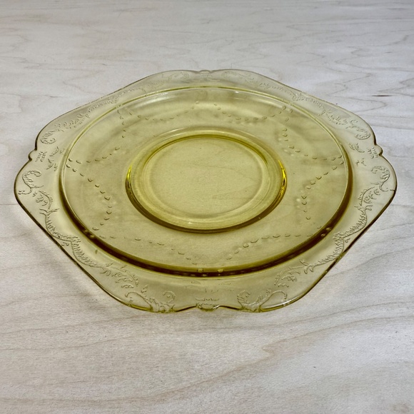 Vintage Federal Glass Madrid Amber Dessert Plates | Set of 2 | 5.75” - Picture 10 of 15